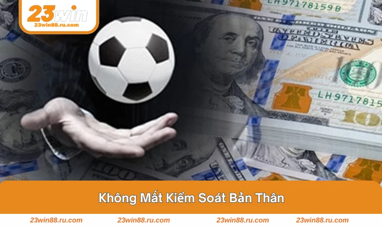 Người chơi bình tĩnh phân tích lại trận đấu sau khi thua 